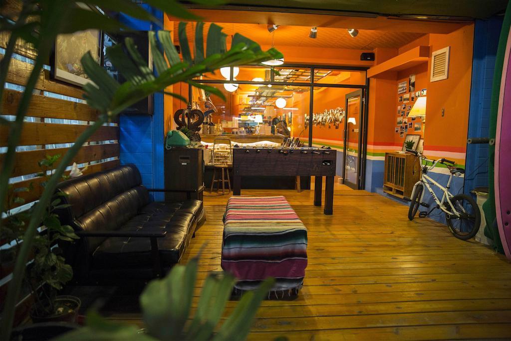 Rainbow Wave Surfing Hostel Hằng Xuân Cổ Trấn Ngoại thất bức ảnh